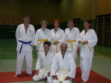 Anfängerkurs schließt mit Gürtelprüfung ab