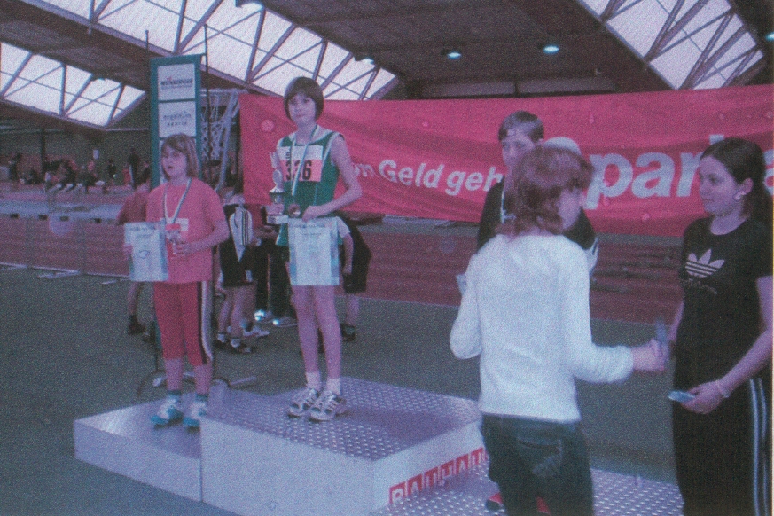 Überragender Sieg von Kathrin Seitz bei Sparkassen-Meeting in Mannheim