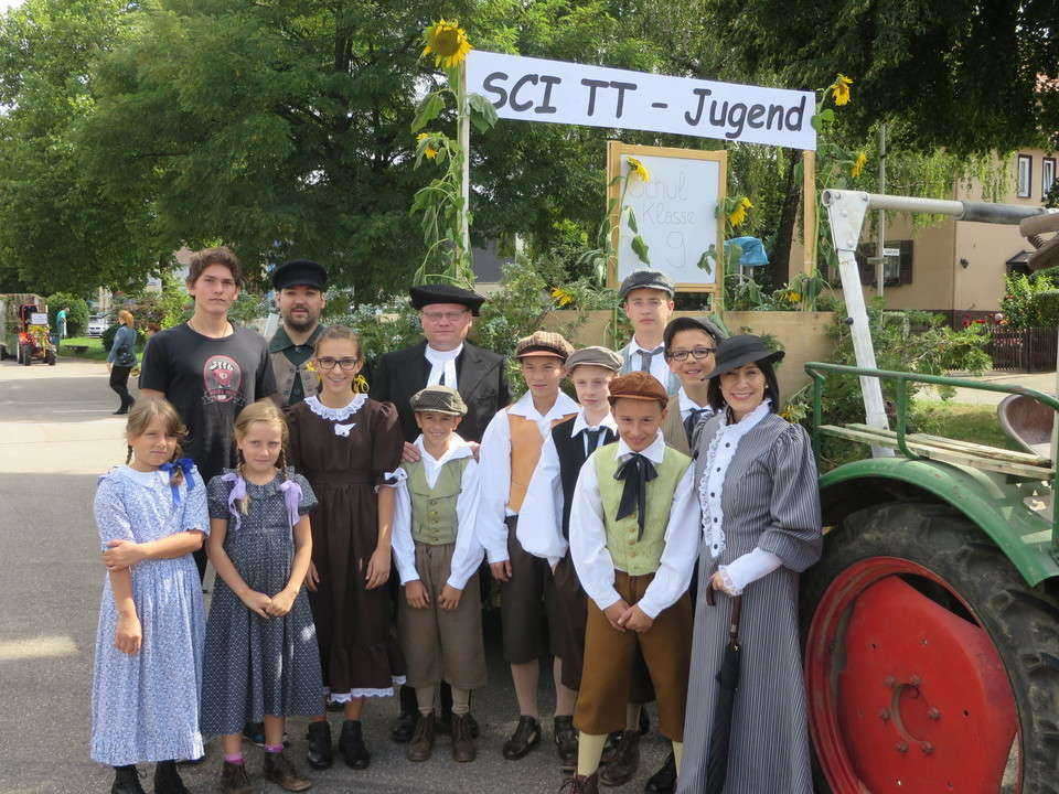 Holzmarktumzug – Private Realschule im Pfarrhaus