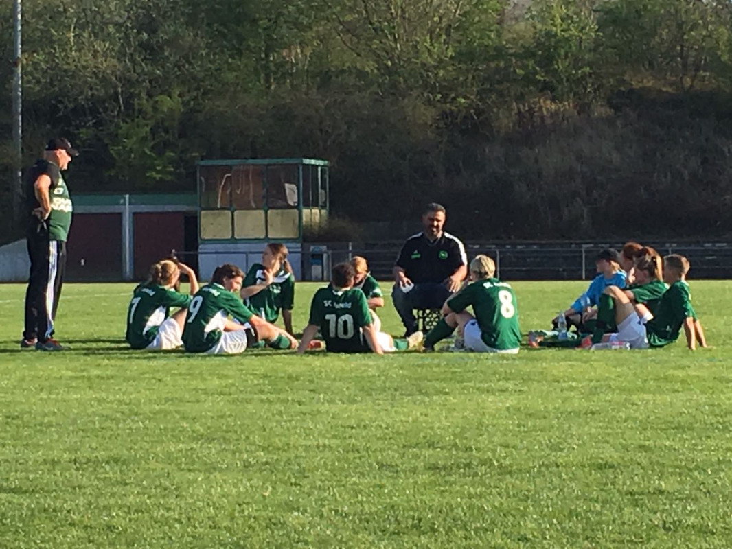 SGM Damen 1 holen wichtige Punkte