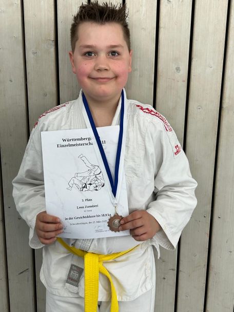 SCI Judoka Leon Zsemberi wird dritter Landesmeister
